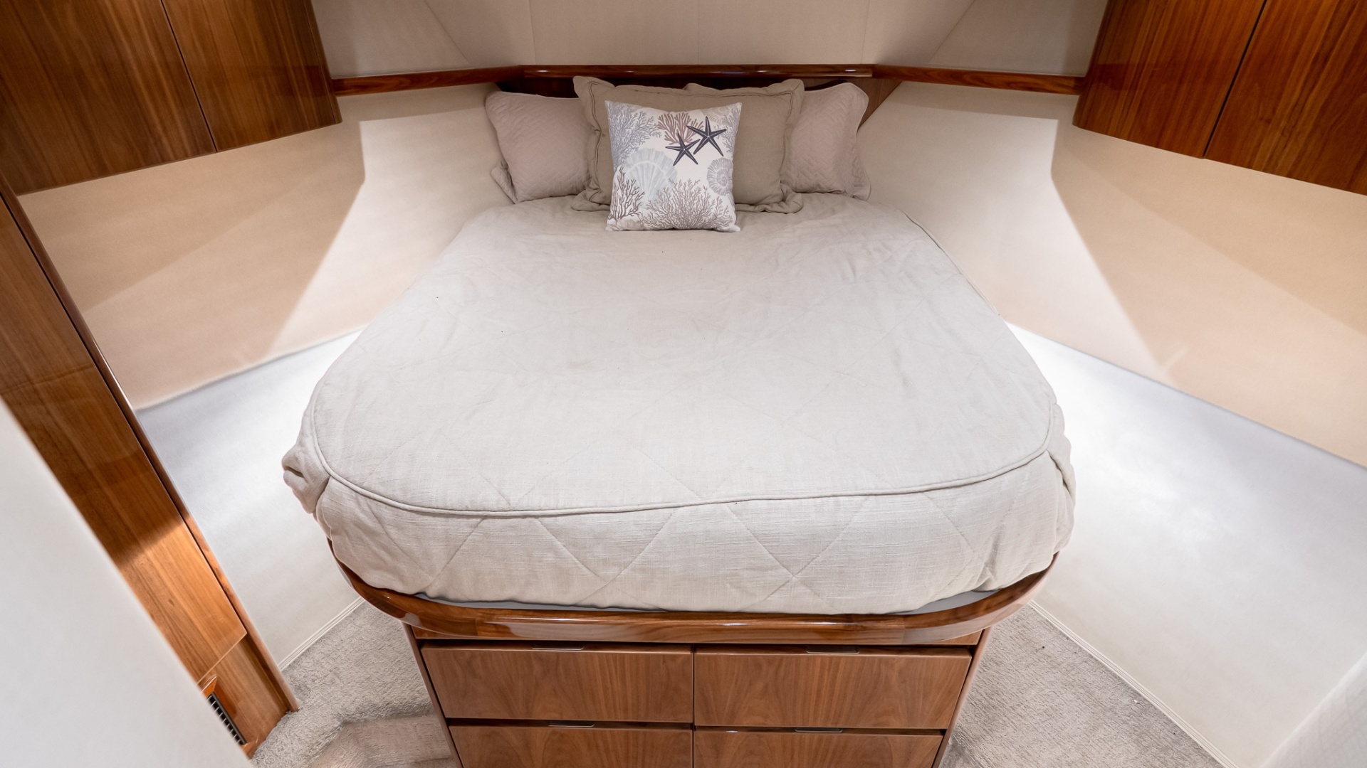 Sexy Lady 62ft Viking Yacht For Sale