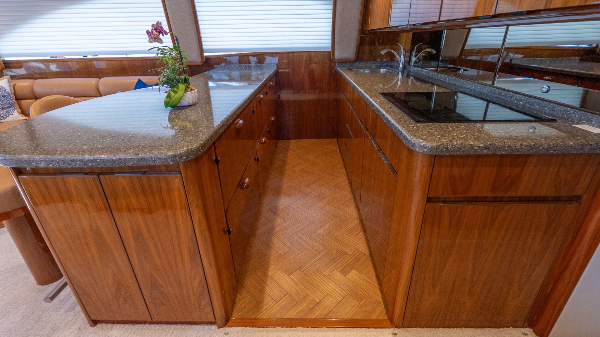 Sexy Lady 62ft Viking Yacht For Sale