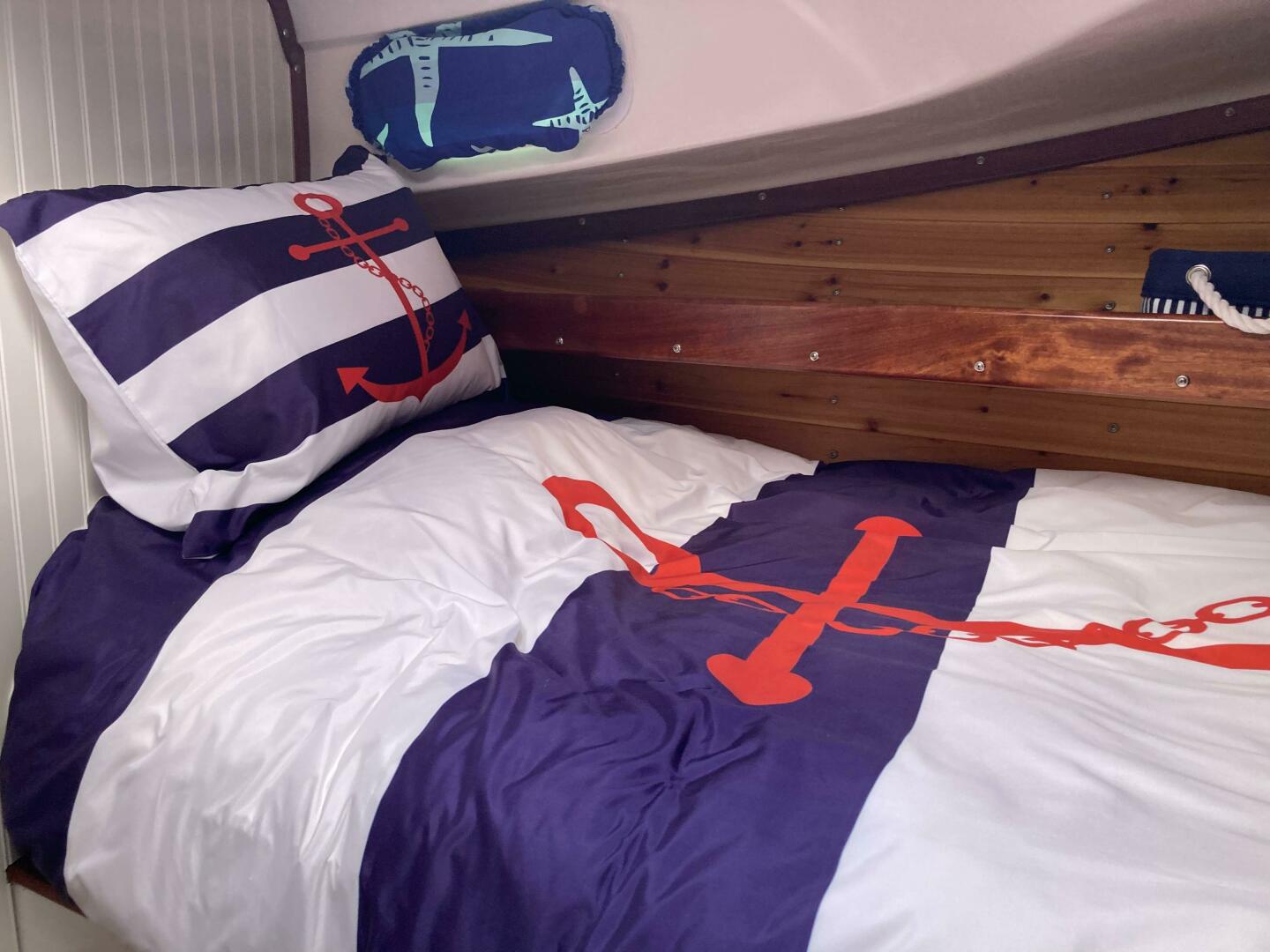 Proud Mary 29ft Prairie Boat Works Yacht For Sale