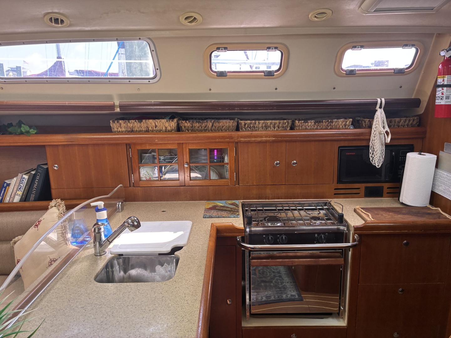 Wind Song 38ft Hunter Yacht For Sale