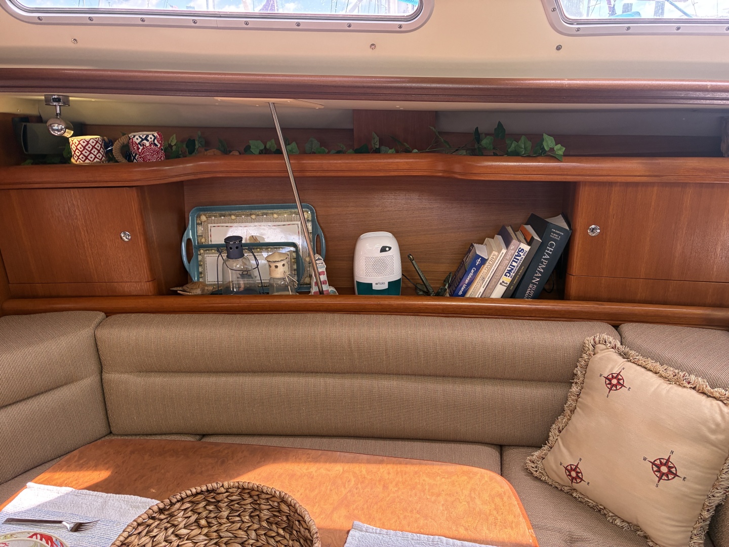 Wind Song 38ft Hunter Yacht For Sale