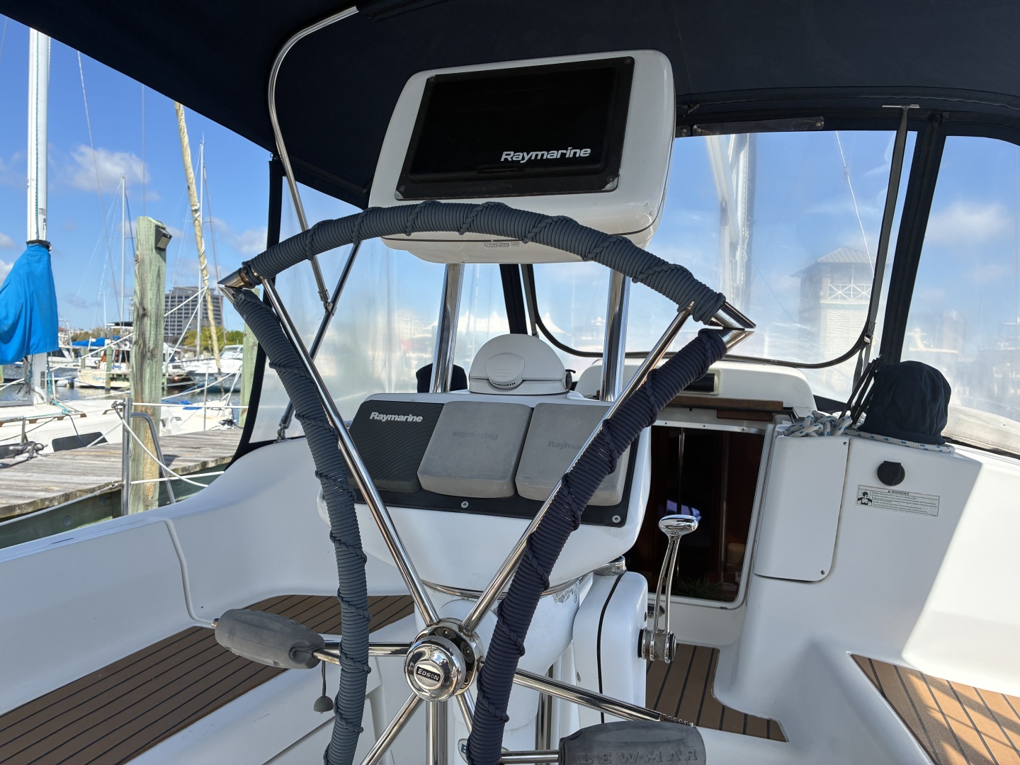 Wind Song 38ft Hunter Yacht For Sale