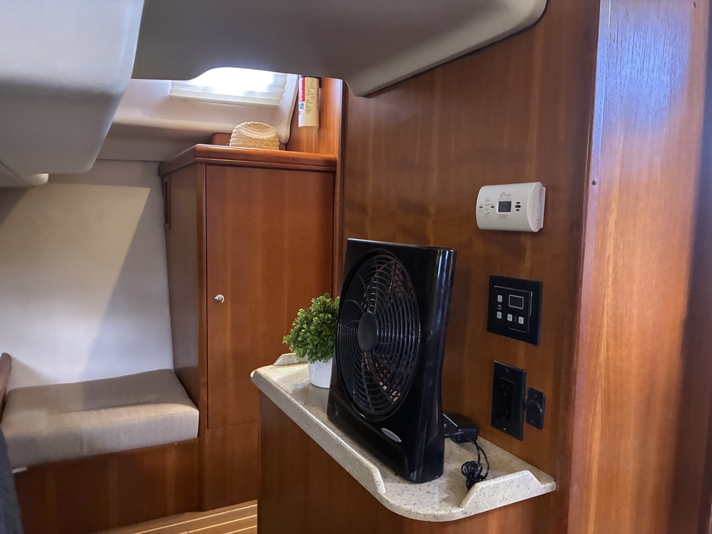 Wind Song 38ft Hunter Yacht For Sale