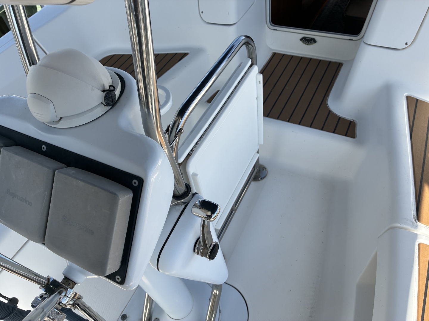 Wind Song 38ft Hunter Yacht For Sale