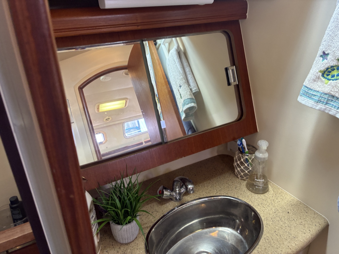 Wind Song 38ft Hunter Yacht For Sale