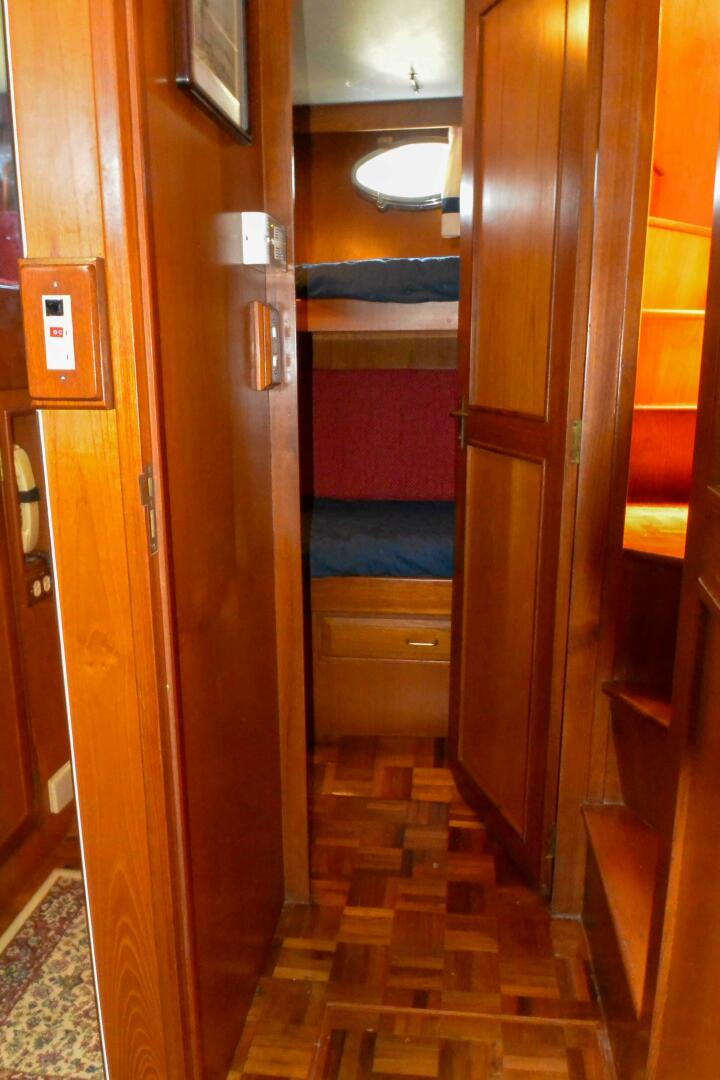 SURPRISE 50ft Ocean Alexander Yacht For Sale