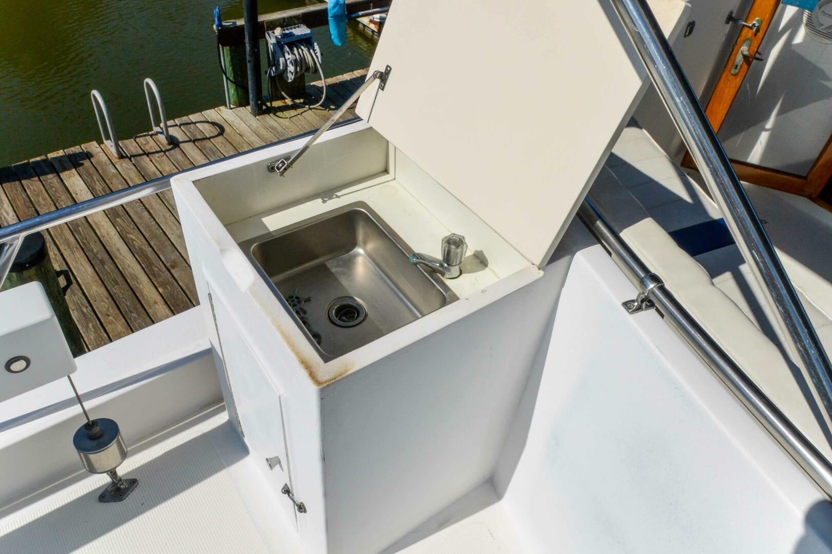 SURPRISE 50ft Ocean Alexander Yacht For Sale