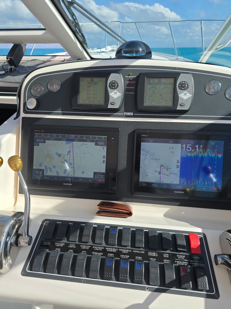 36ft Tiara Yachts Yacht For Sale