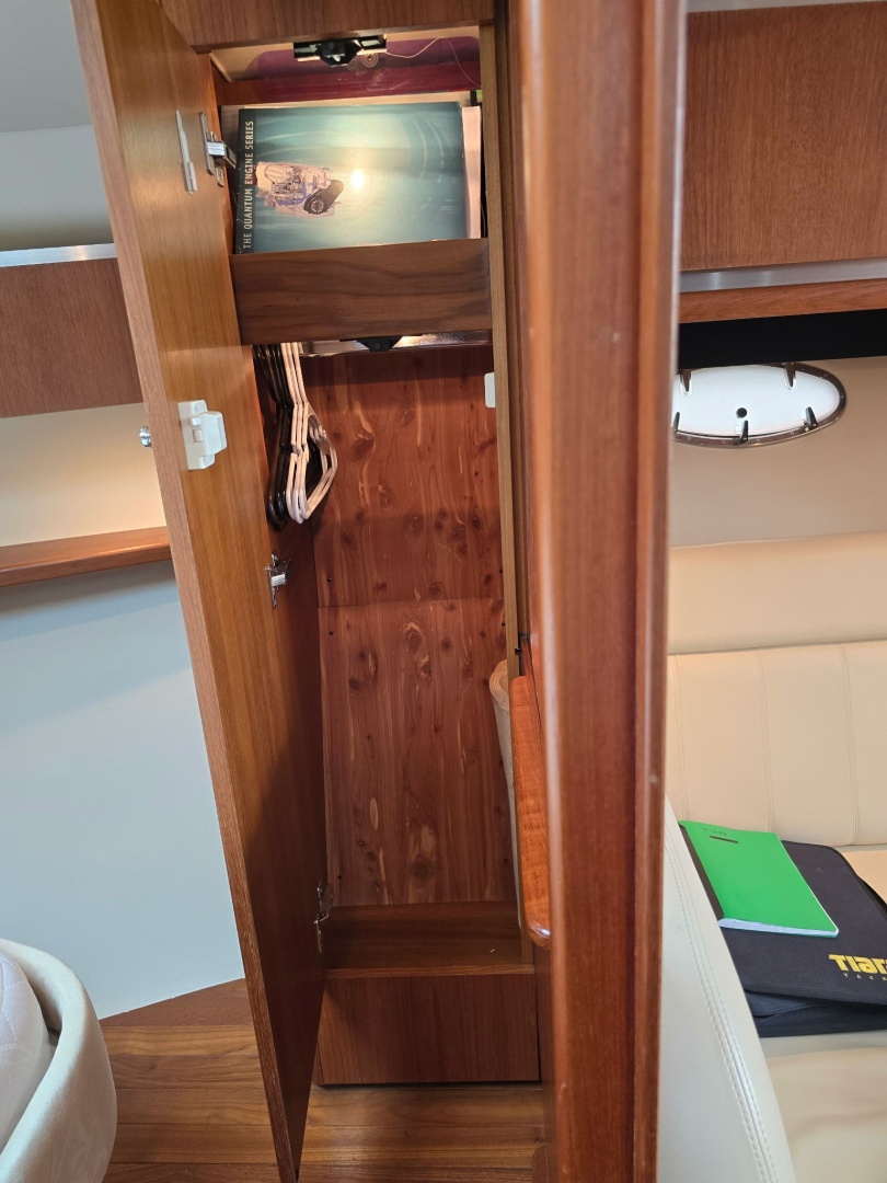 36ft Tiara Yachts Yacht For Sale