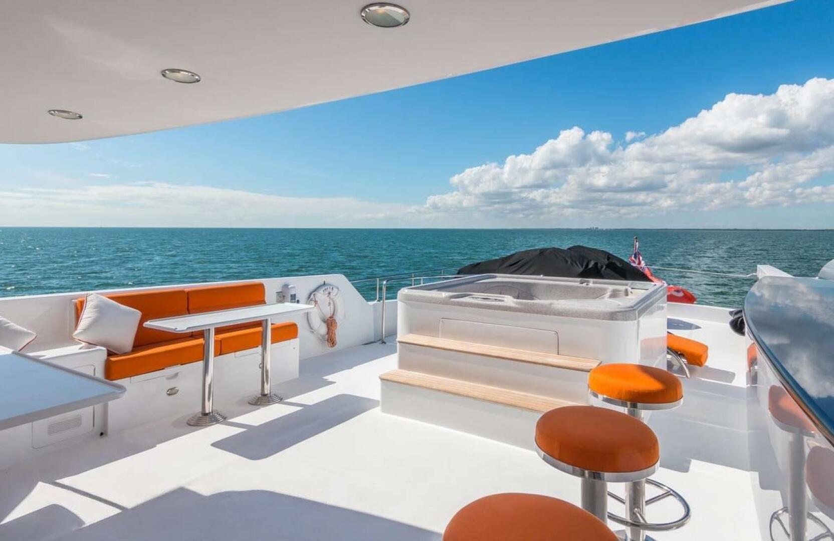 ROBIN S NEST 102ft Ocean Alexander Yacht For Sale