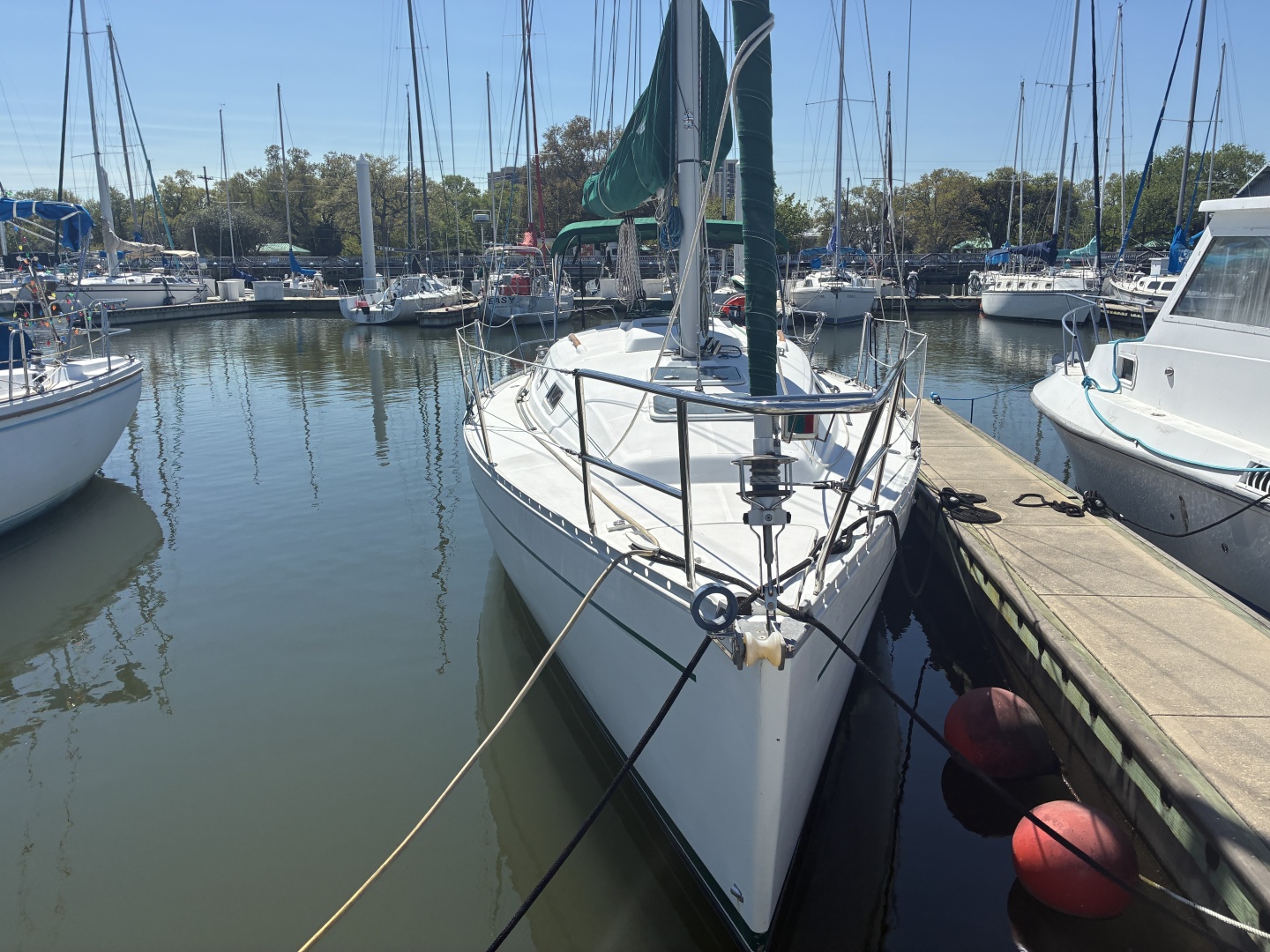 Tootie Ma 31ft Beneteau Yacht For Sale