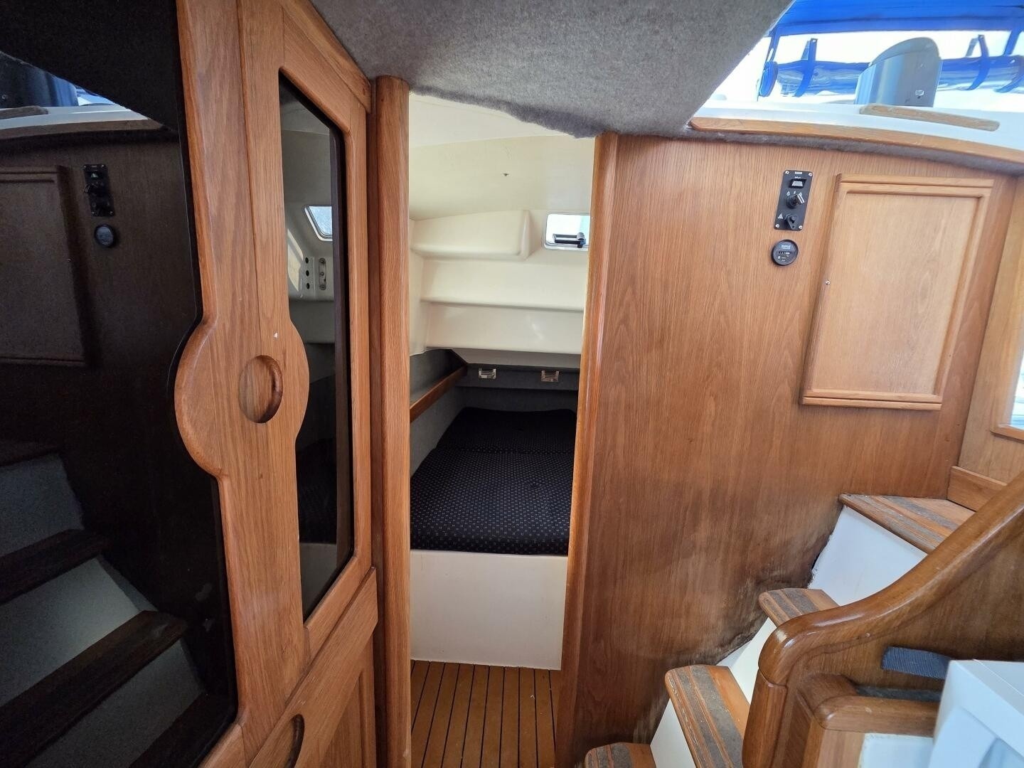 Prosecco 33ft Seawind Yacht For Sale Prosecco 33ft Seawind Yacht For Sale