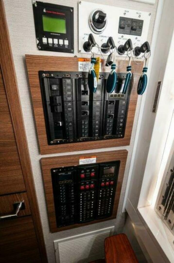 Galati Yacht Sales Trade 46ft Valhalla Boatworks Yacht For Sale