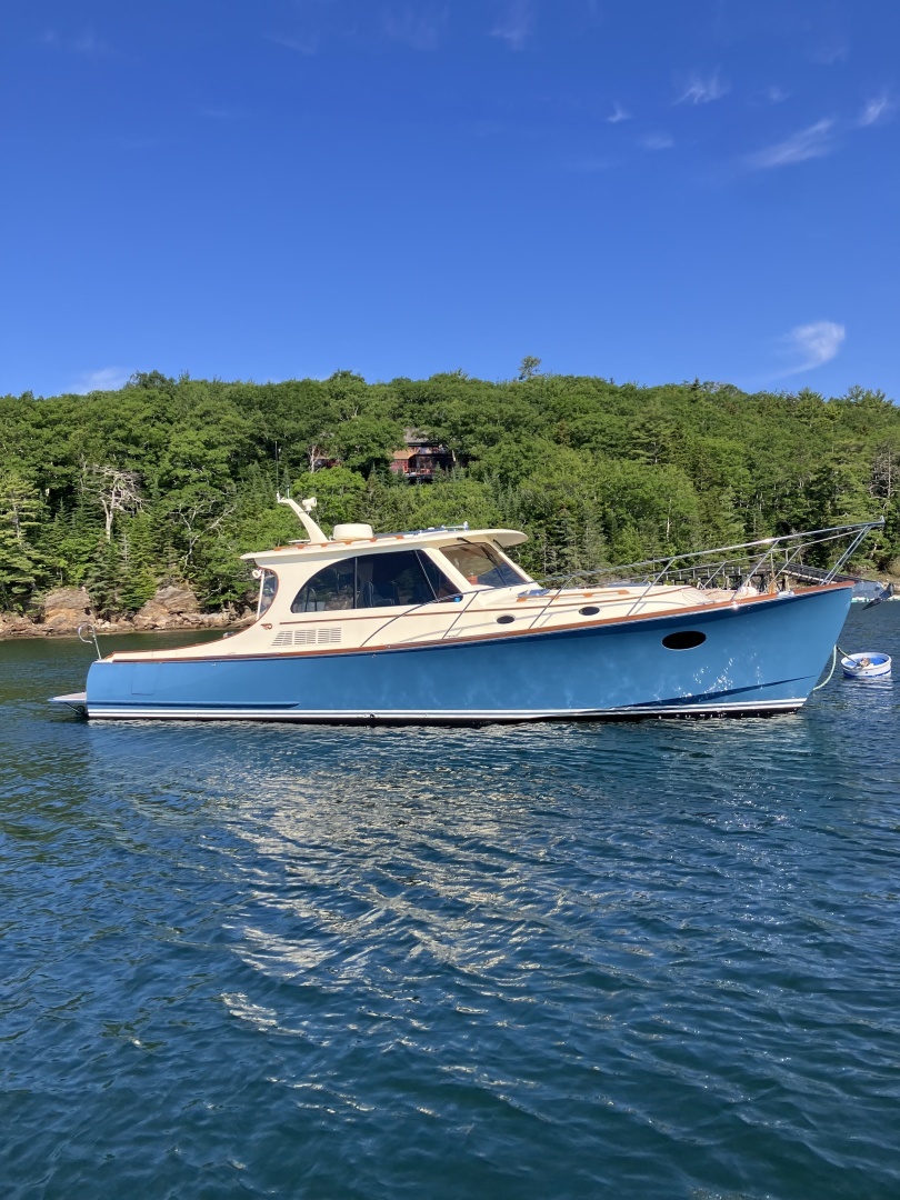 Hinckley PB40
