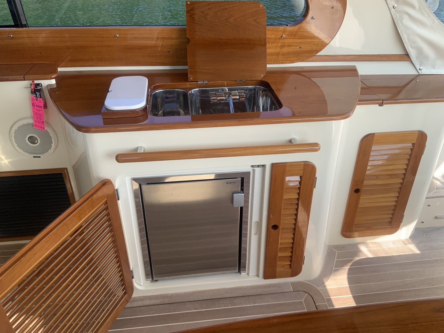 Hinckley PB40 Yacht For Sale