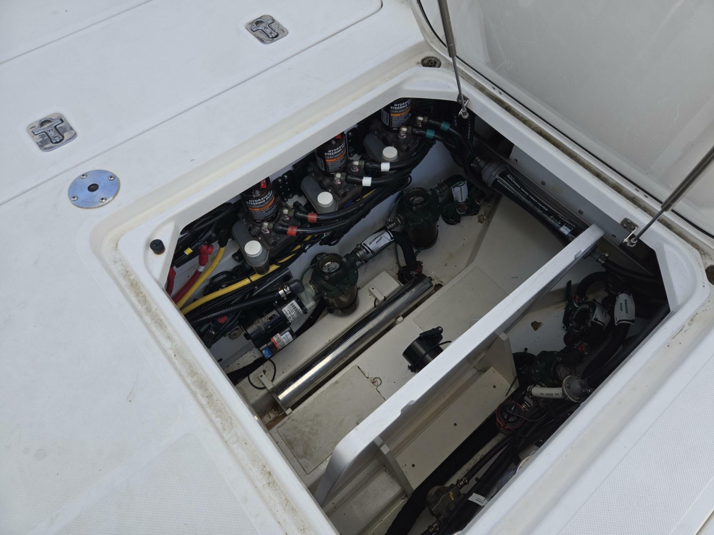 Pursuit 355 Offshore — LIBERTY - Photo 30