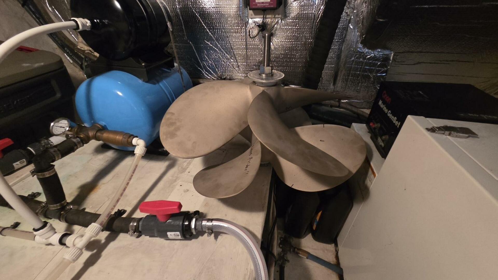 Always Friday 44ft Cruisers Yachts Yacht For Sale Always Friday 44ft Cruisers Yachts Yacht For Sale