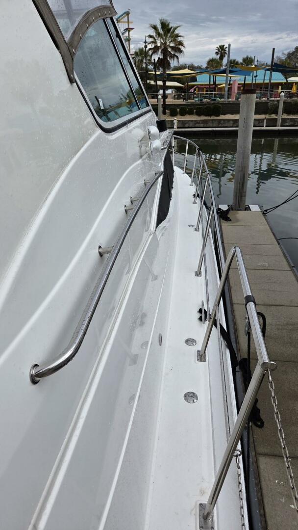 Always Friday 44ft Cruisers Yachts Yacht For Sale Always Friday 44ft Cruisers Yachts Yacht For Sale