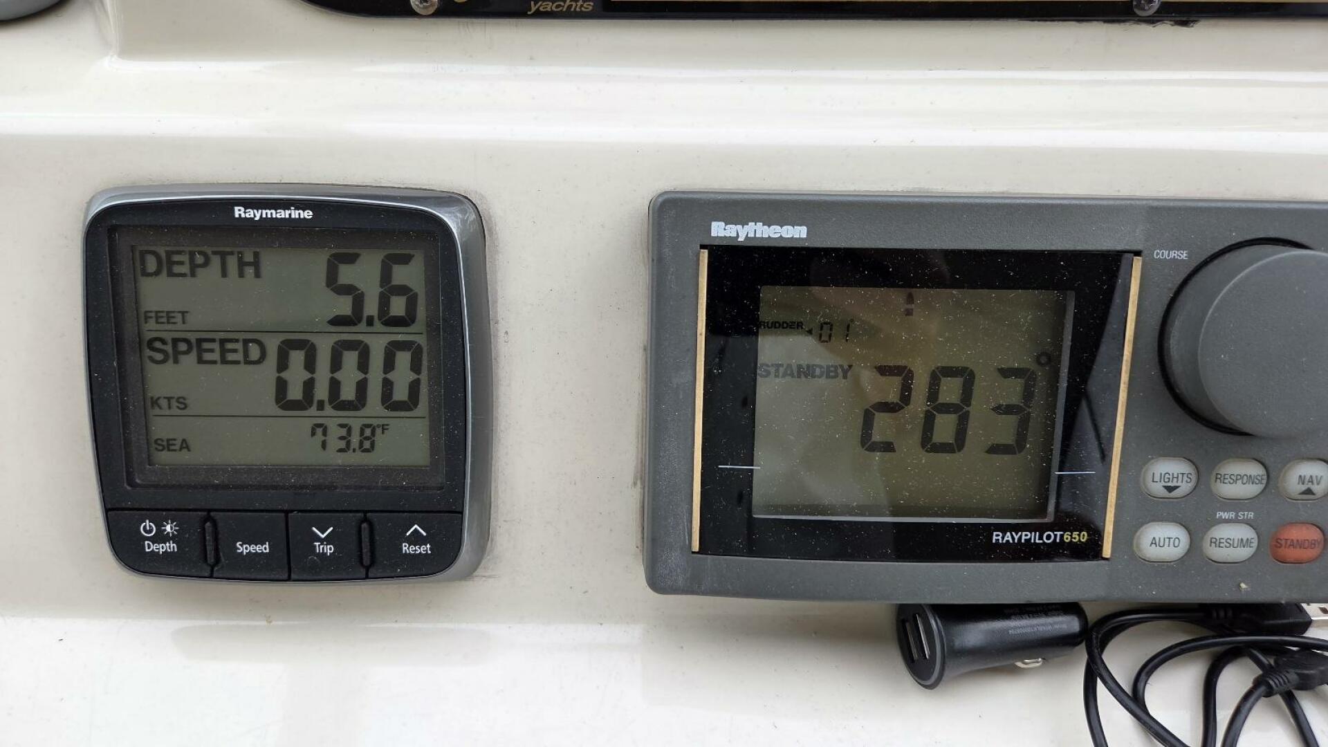 Always Friday 44ft Cruisers Yachts Yacht For Sale Always Friday 44ft Cruisers Yachts Yacht For Sale