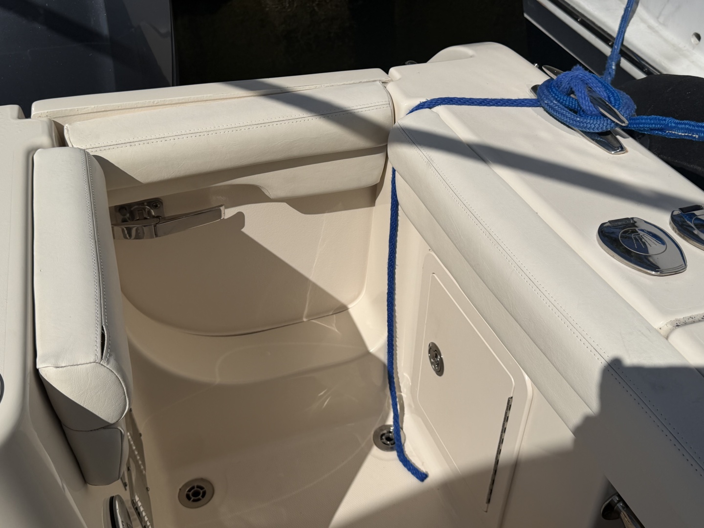 2018 Grady-White Freedom 335