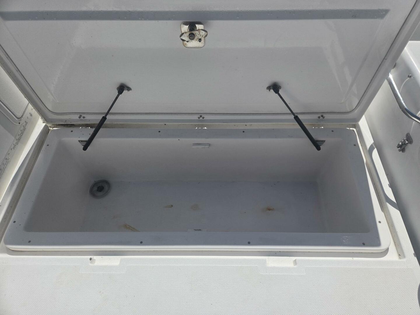 Smooth Operator 28ft True World Marine Yacht For Sale