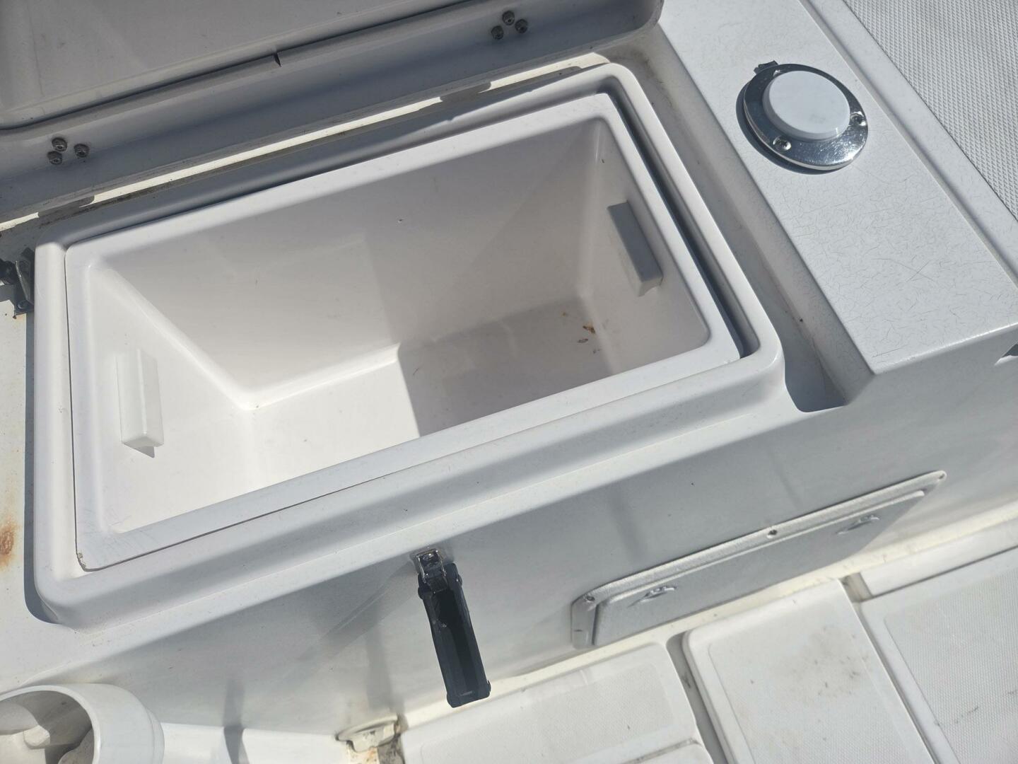 Smooth Operator 28ft True World Marine Yacht For Sale