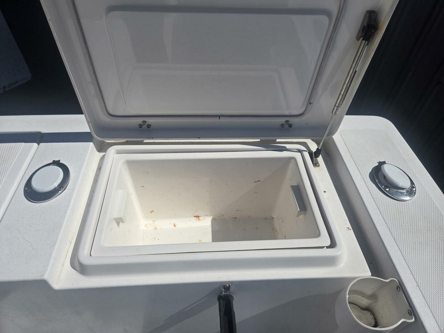 Smooth Operator 28ft True World Marine Yacht For Sale