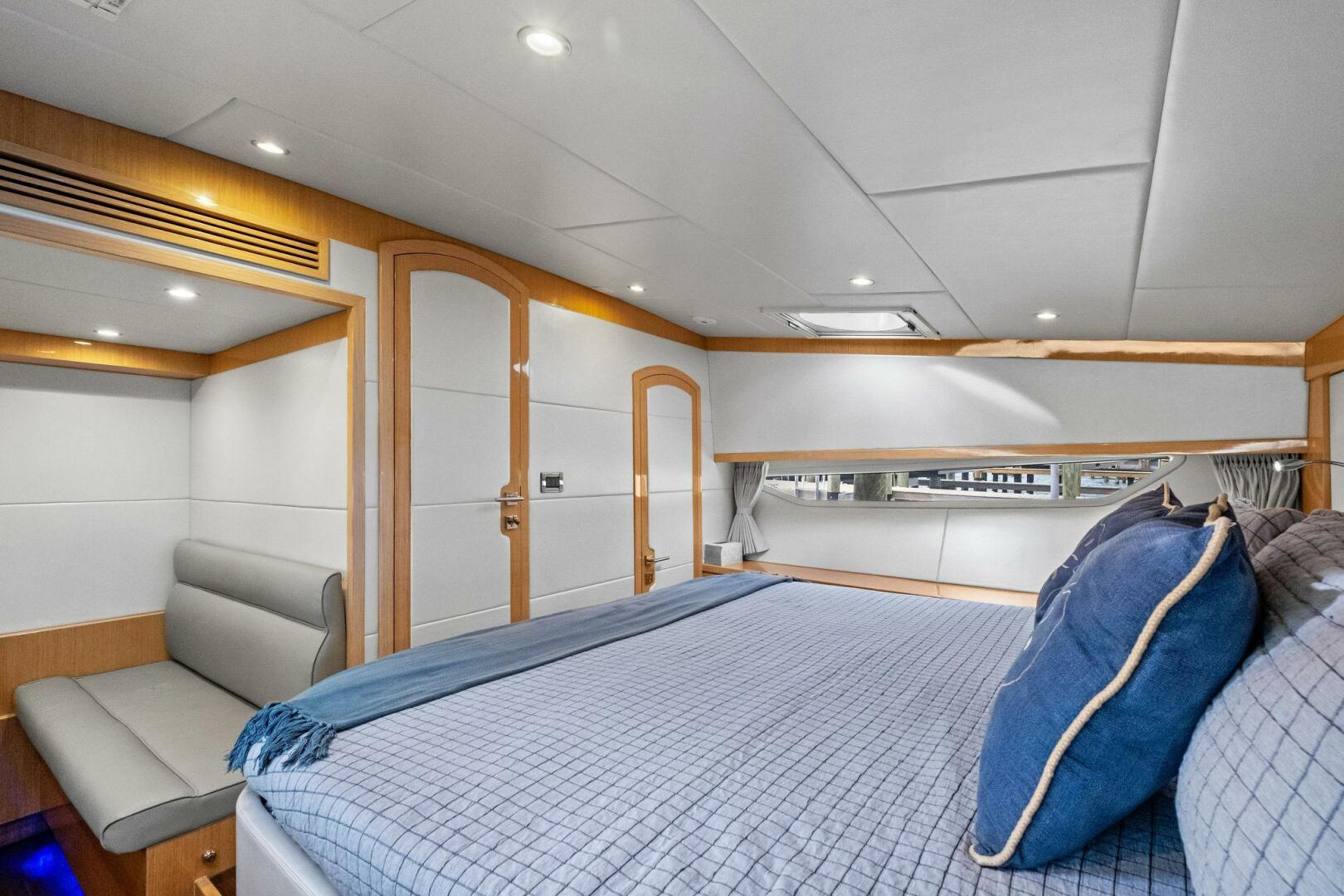 Venture 47ft Mares Yacht For Sale Venture 47ft Mares Yacht For Sale