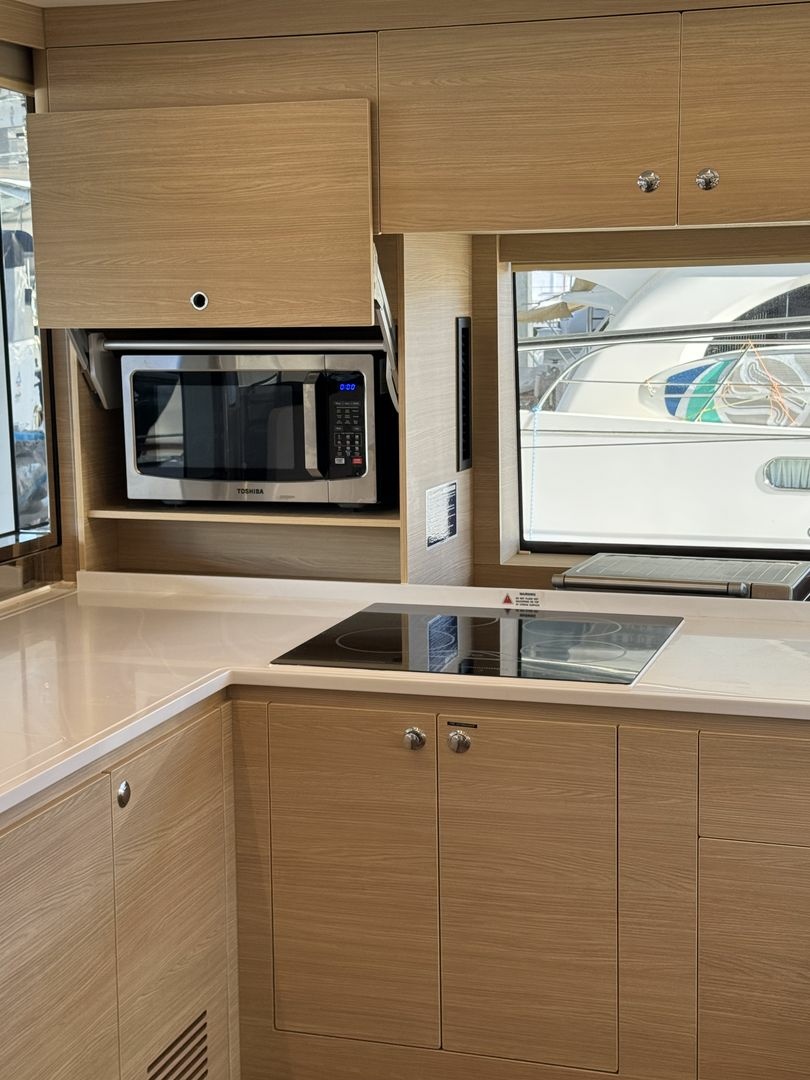 54ft Aquila Yacht For Sale