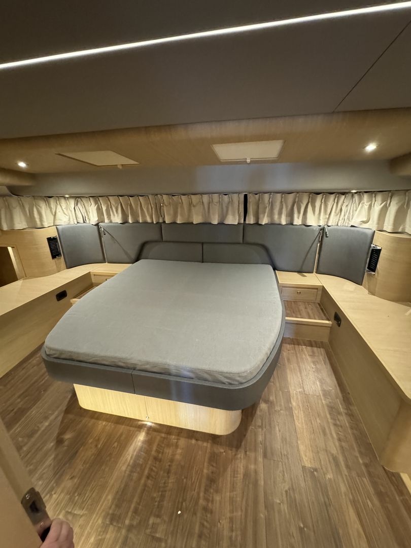 54ft Aquila Yacht For Sale