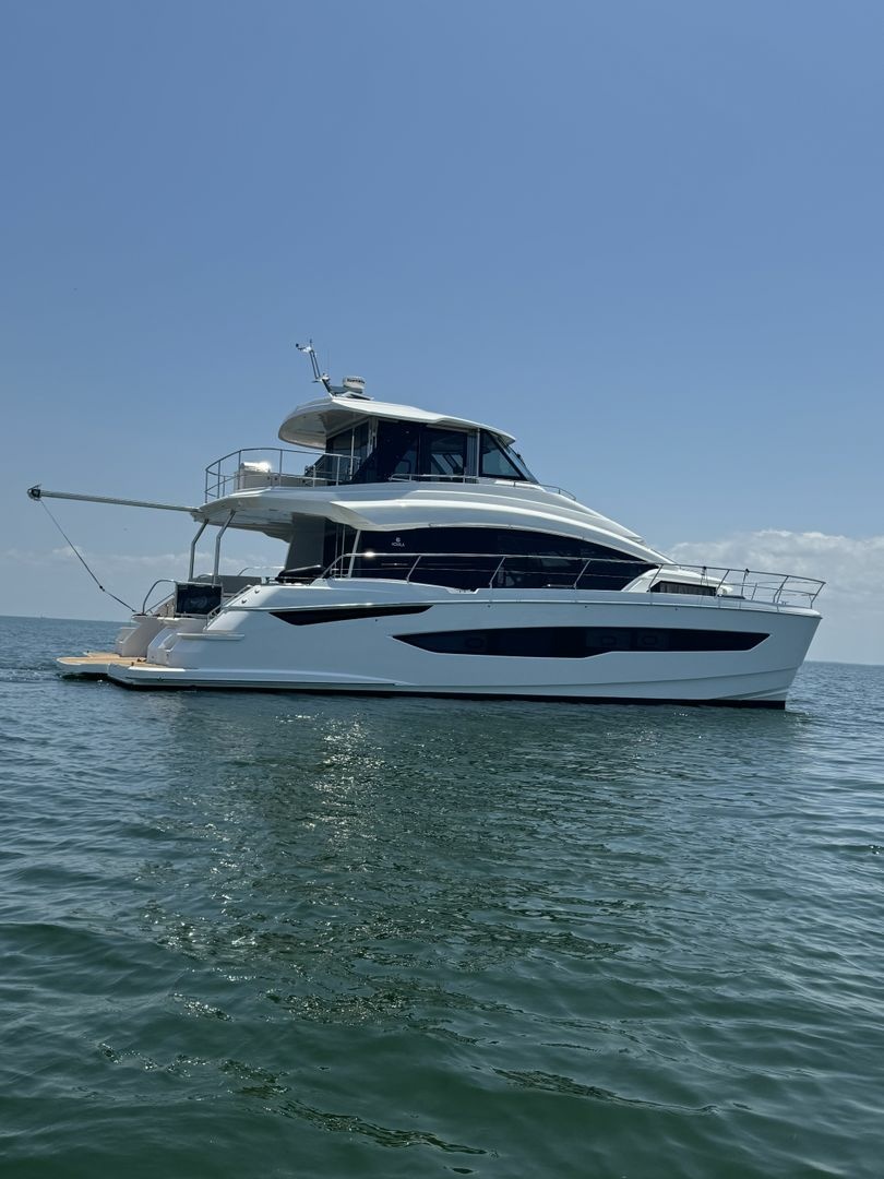 54ft Aquila Yacht For Sale