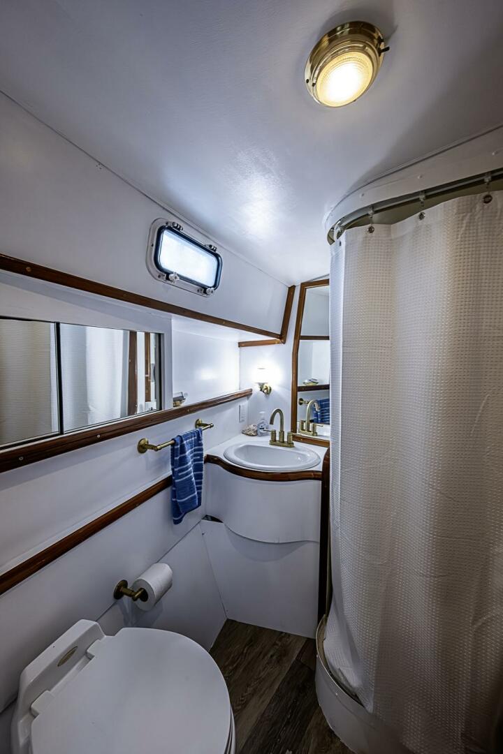 NEX T SEA 44ft Gulfstar Yacht For Sale