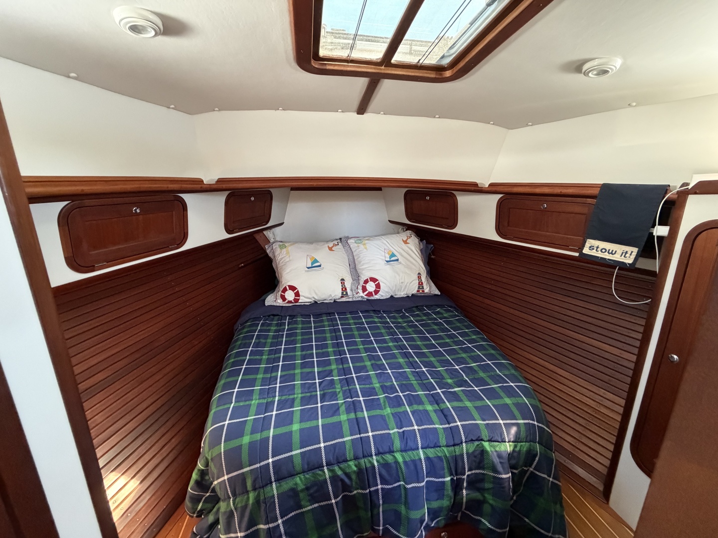 Quest 40ft Legacy Yacht For Sale