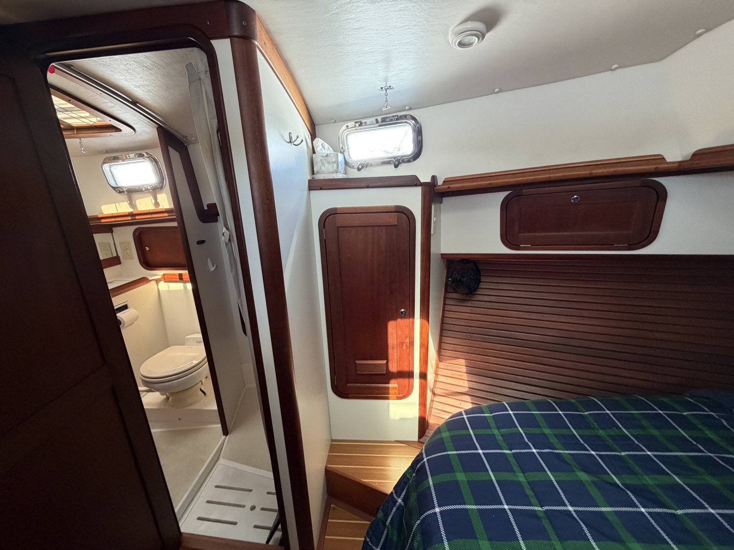 Quest 40ft Legacy Yacht For Sale