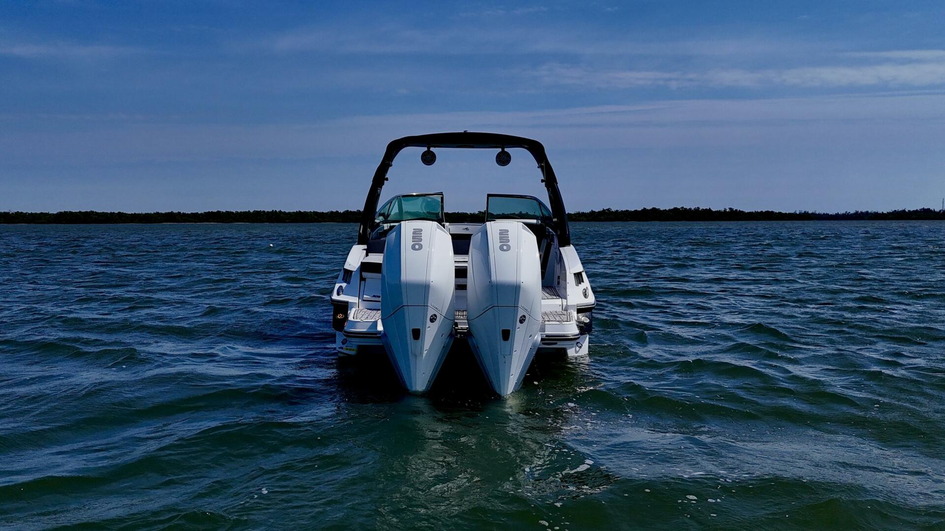 2020 Monterey 29 305SSD