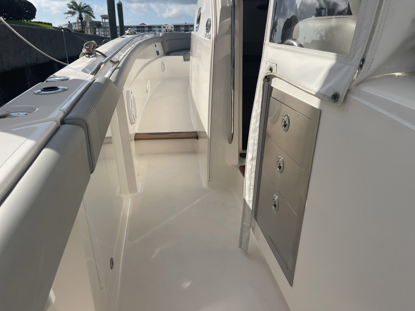 2017 Pursuit S 408 Sport