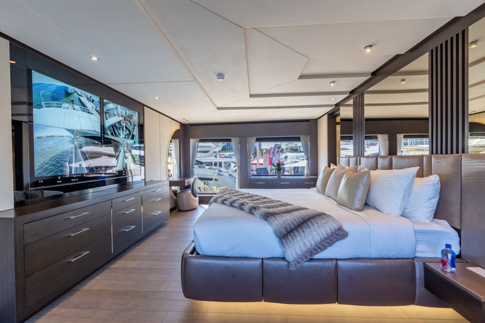 RESONANCE 125ft Hargrave Yacht For Sale