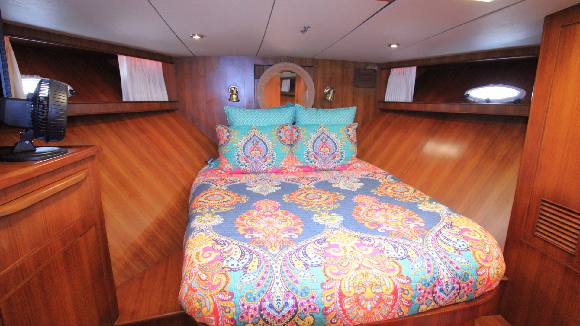 Miss Cristina 52ft Jefferson Yacht For Sale