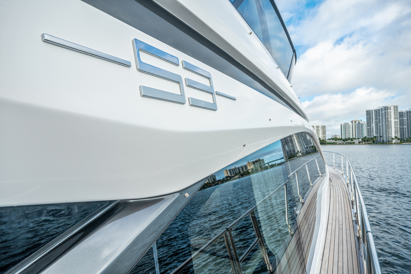 53ft Azimut Yacht For Sale