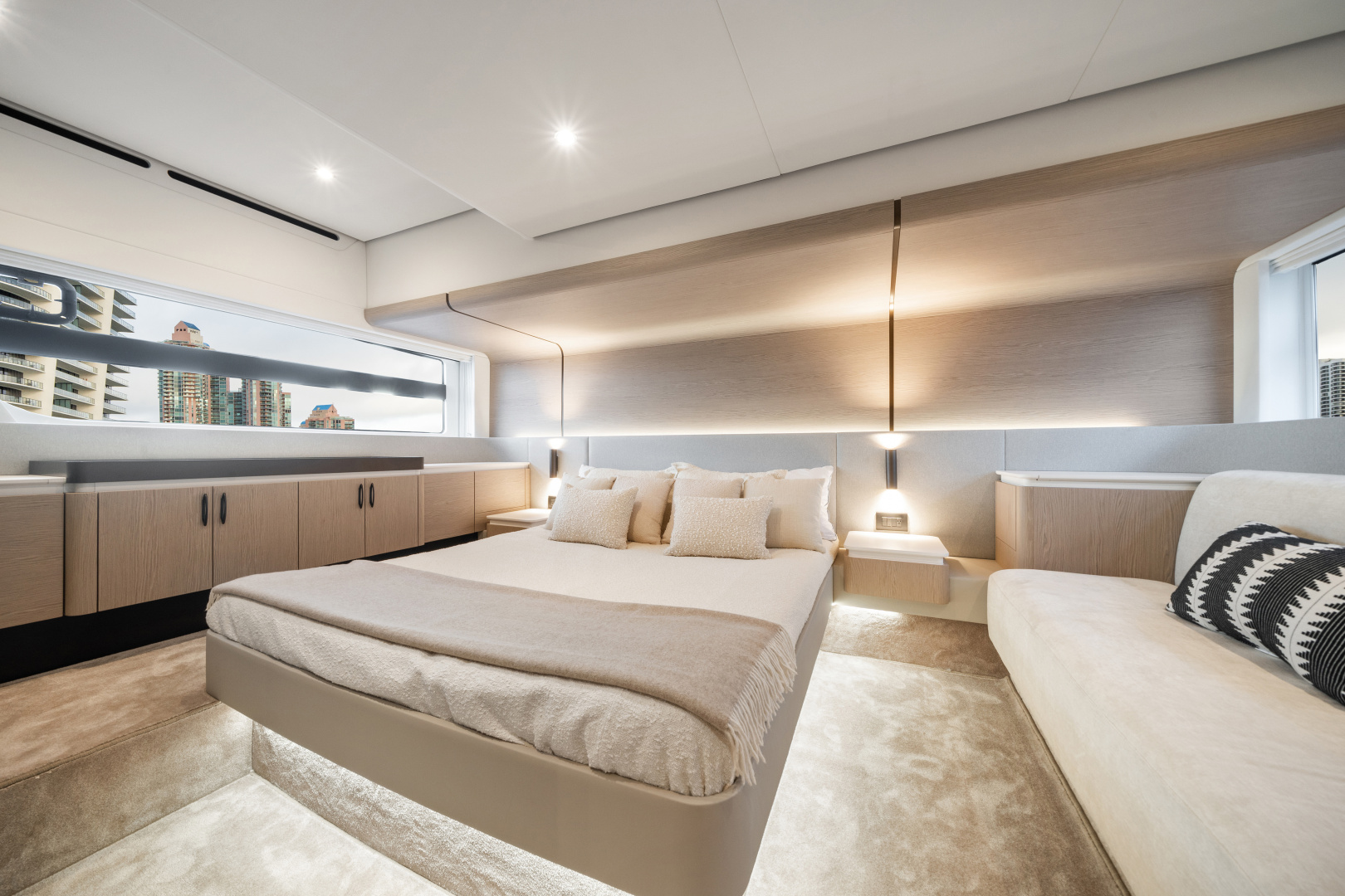 53ft Azimut Yacht For Sale