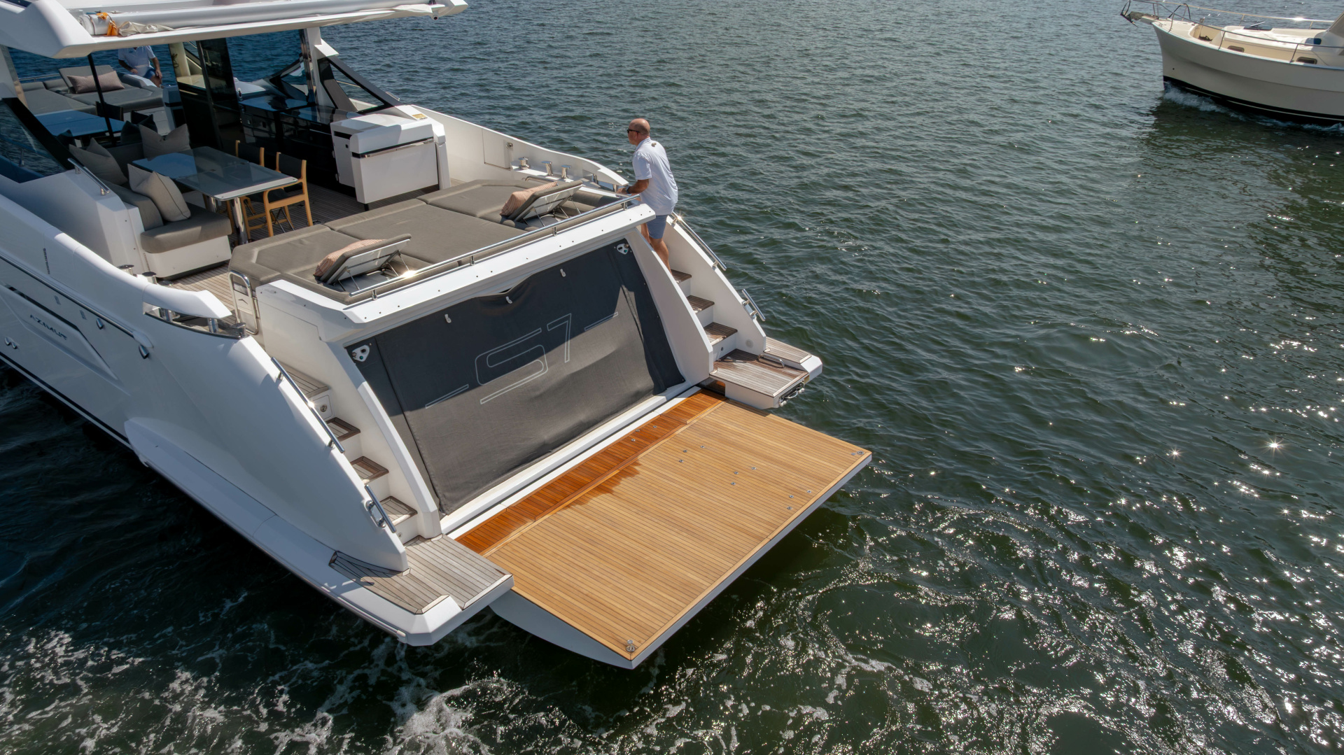 2019 Azimut S7