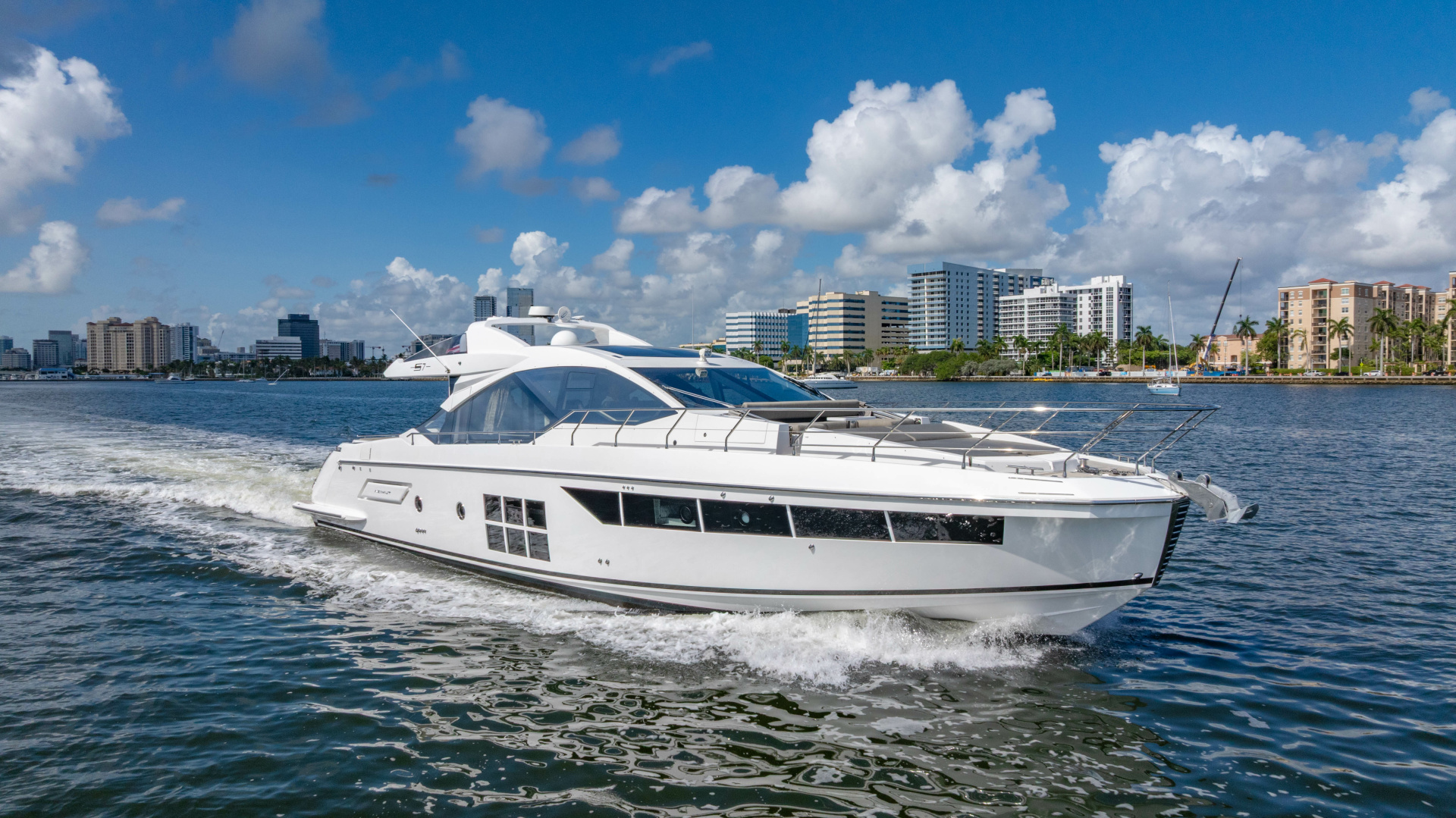 2019 Azimut S7