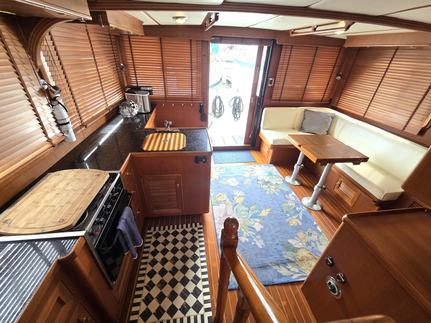 Southern Charm 37ft Mariner Yacht For Sale Southern Charm 37ft Mariner Yacht For Sale