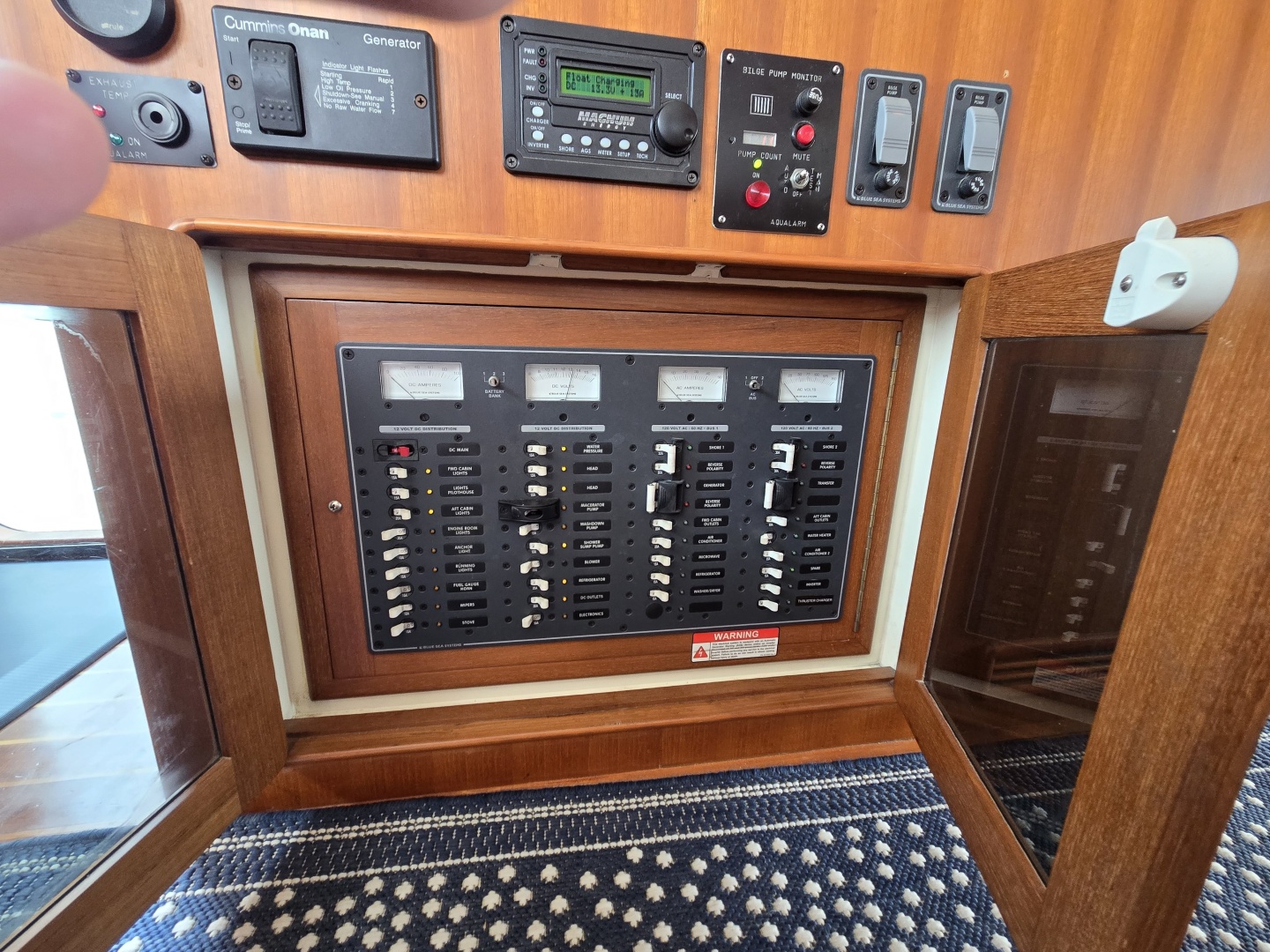 Southern Charm 37ft Mariner Yacht For Sale Southern Charm 37ft Mariner Yacht For Sale