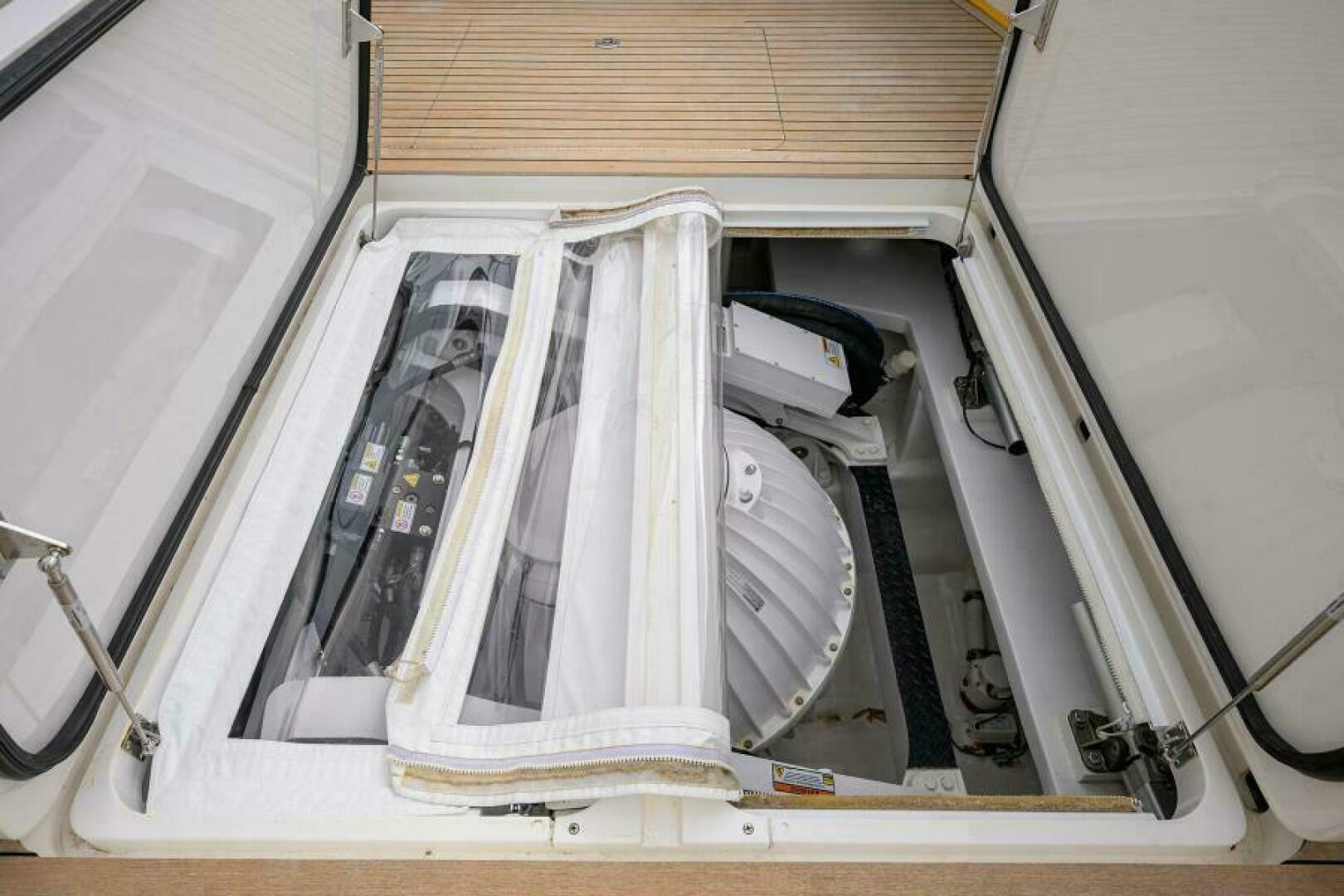 Viking 72 TAMI ANN - SeaKeeper