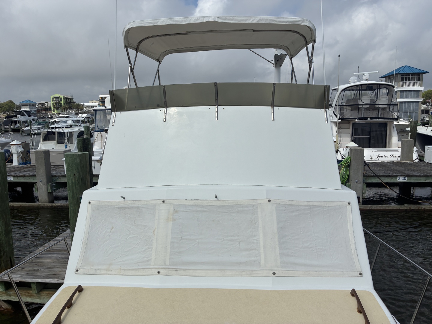 Kreweboat 35ft Duffy Yacht For Sale