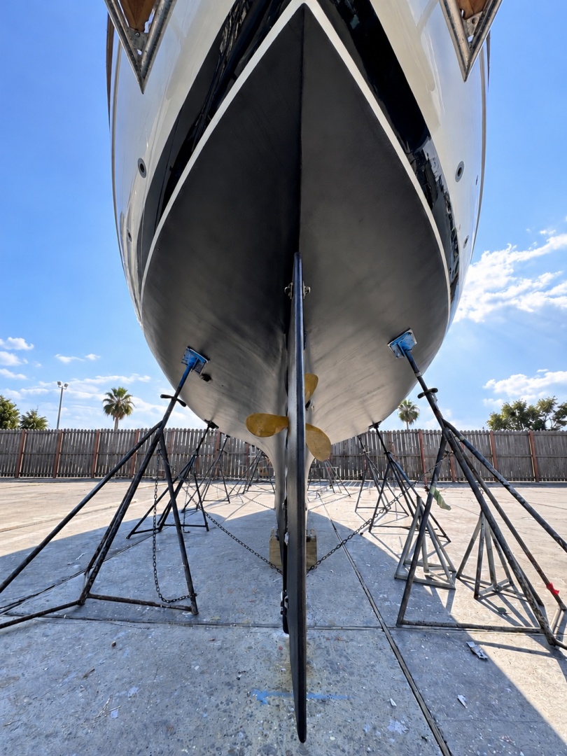 Gypsea Dancer 43ft Hampton Yacht For Sale