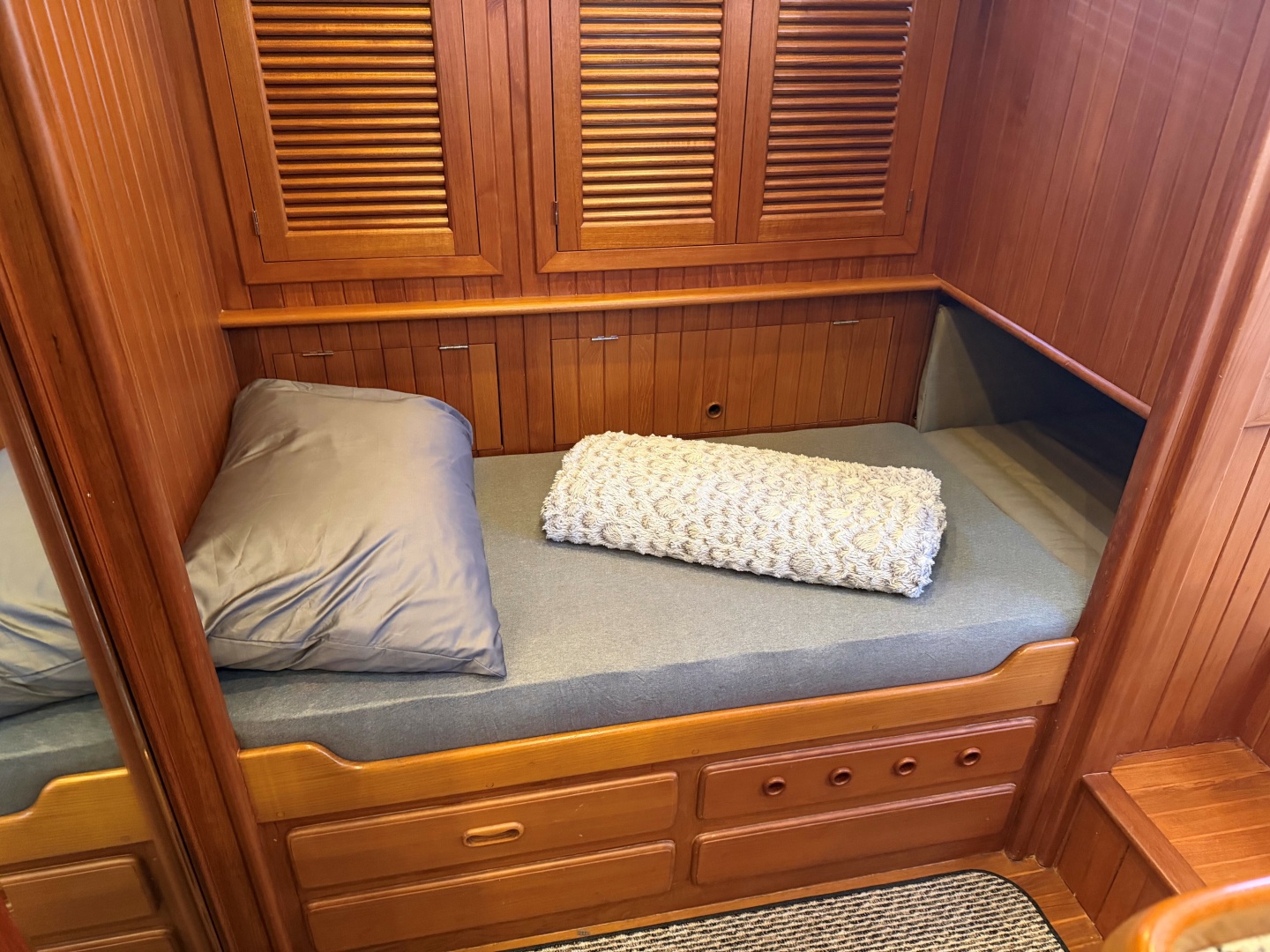 Gypsea Dancer 43ft Hampton Yacht For Sale