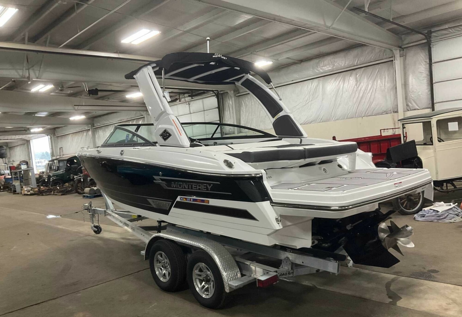 23ft Monterey Yacht For Sale