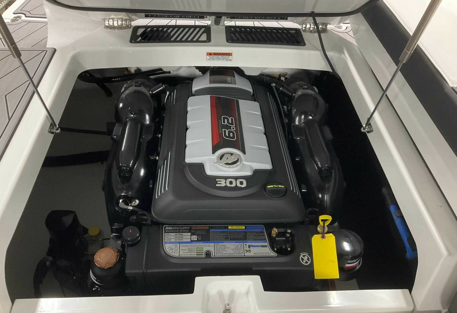 23ft Monterey Yacht For Sale